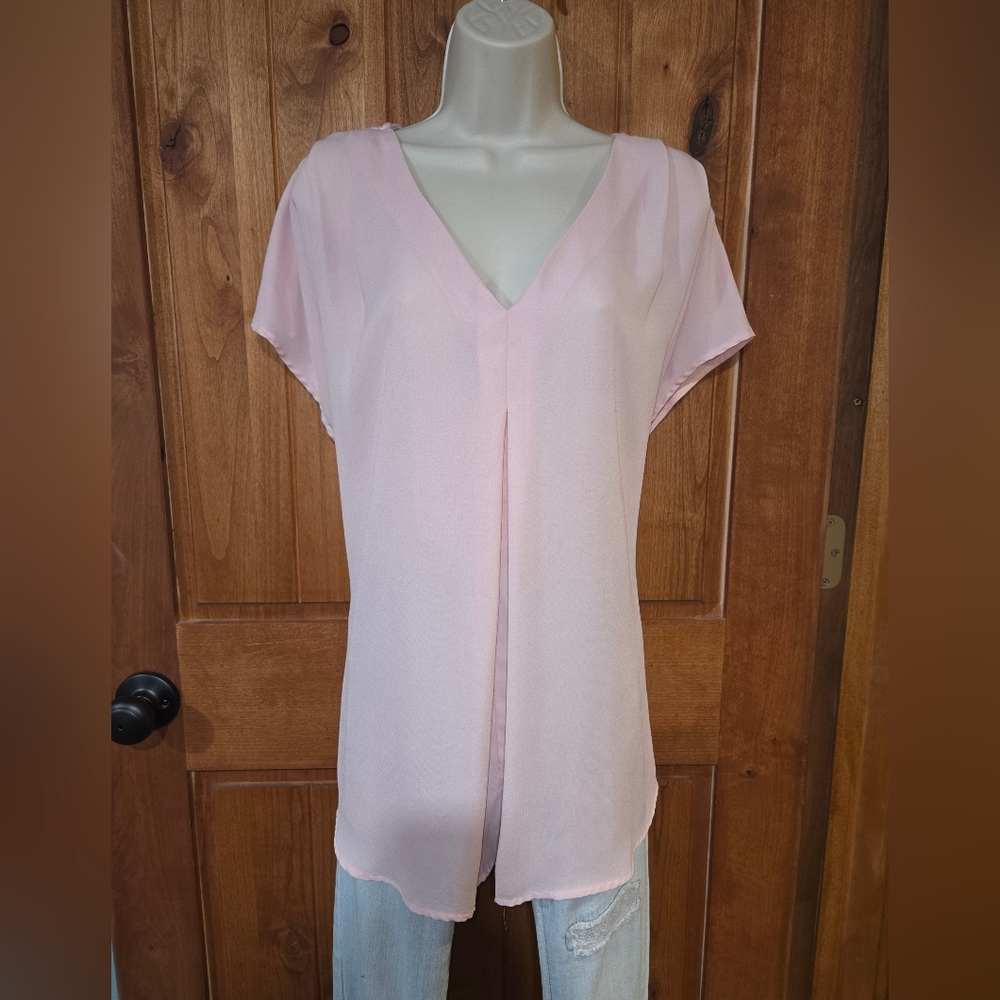 Massini‎ Light Pink V-Neck Blouse